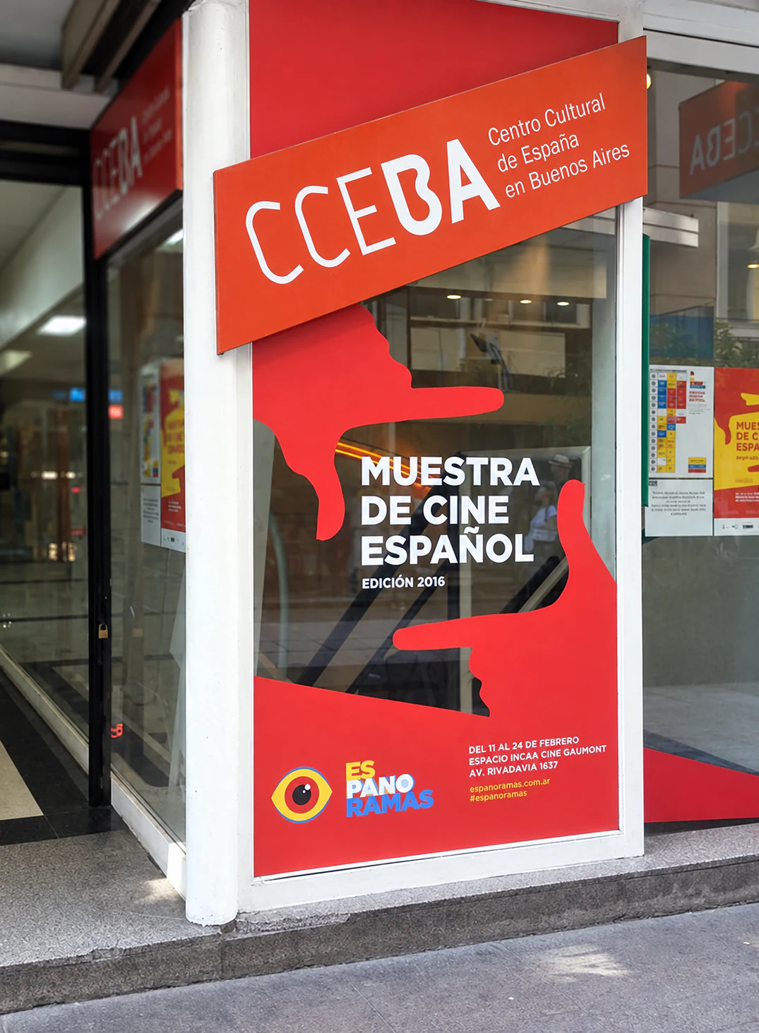 Gráfica de Espanoramas en la vidriera del CCEBA