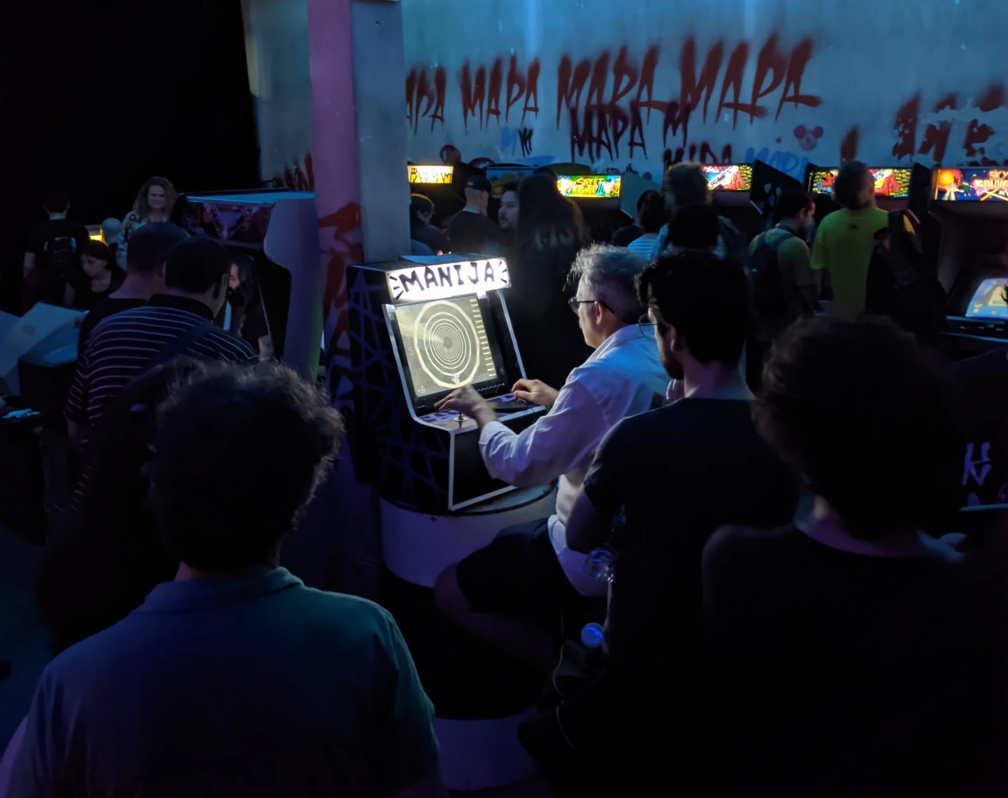 MANIJA en un encuentro de videojuegos